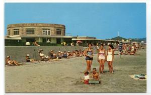 Easton's Beach Scene Newport Rhode Island postcard