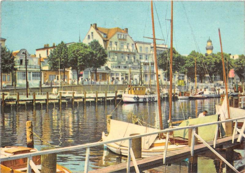 BG12973 rostock warnemunde am alten strom ship bateaux   germany