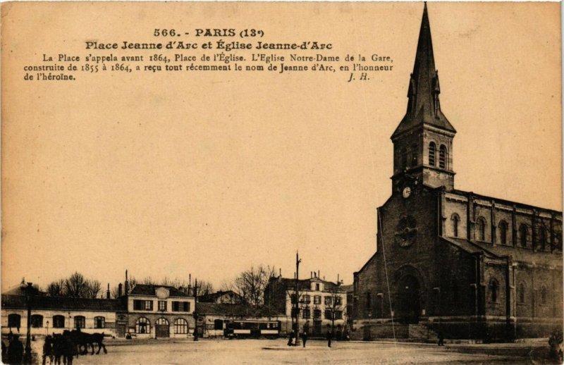 CPA Paris 18e Place Jeanne d'Arc et Église Jeanne d'Arc (283881)