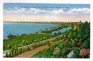 Glimpse of Juneau Park, Milwaukee, Wisconsin unused Kropp linen PPC