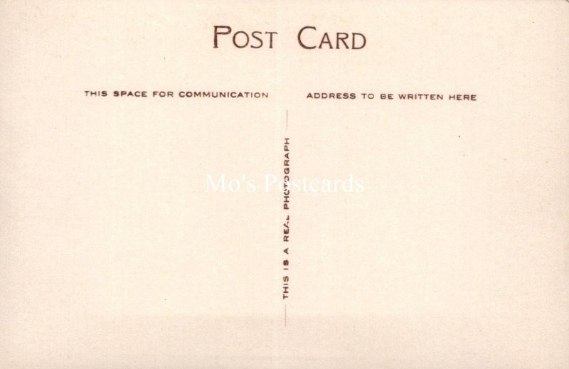 Leicestershire Postcard - Quadrangle, Mount Saint Bernard's Abbey  SW18276