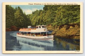 Clipper Winnebago in the Narrows of Upper Dells Wisconsin River, Postcard  P9d