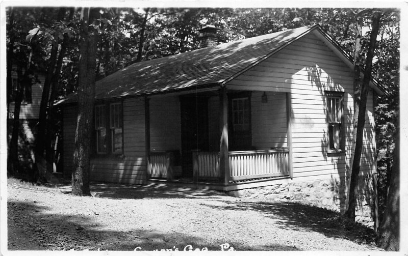 J27/ Cowans Gap Pennsylvania RPPC Postcard c1946 Park Cabin  266