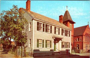 Postcard HOUSE SCENE Lowell Massachusetts MA AN1682