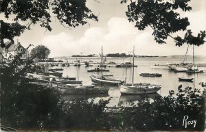 Sailing vessels navigation related postcard France le Croisic Pen Bron harbor