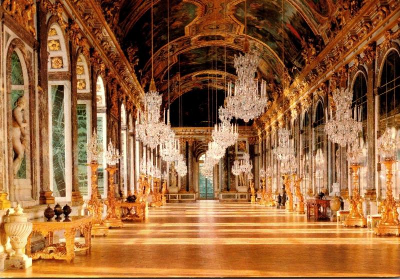 Chateau de Versailles La Galerie des Glaces Hall Of Mirrors