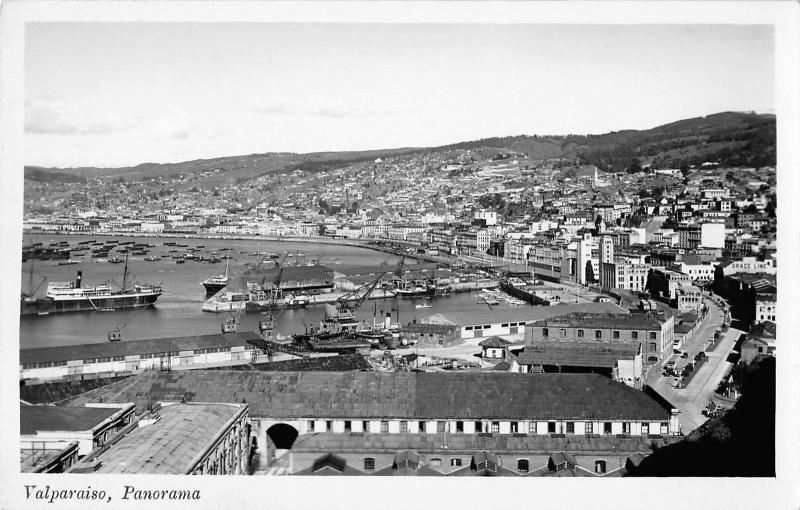 B95354 valparaiso panorama real photo chile