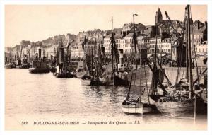 Boulogne sur Mer    perspective des Quais