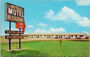 Carberry Manitoba 4 Way Motel Restaurant MB Unused Vintage Postcard H50