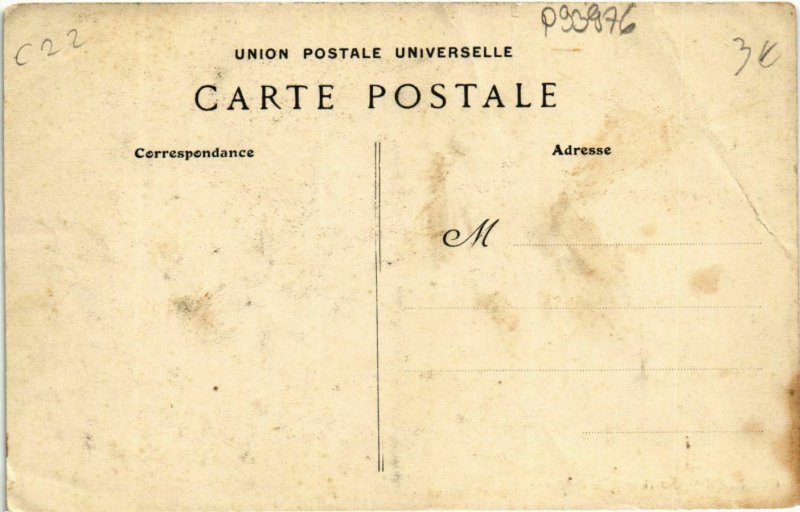 CPA GUINGAMP - Interieur de la Basilique (993976)