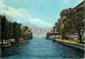 Postcard Modern Riva lago di garda motivates