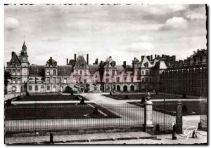Modern Postcard Fontainebleau Palace Court of the white horse or farewell