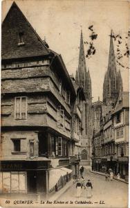 CPA QUIMPER - La Rue Kéréon et la Cathédrale (206489)