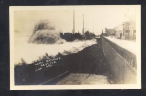 RPPC SEASIDE OREGON SEAWALL DOWNTOWN SURF BREAKER VINTAGE REAL PHOTO POSTCARD