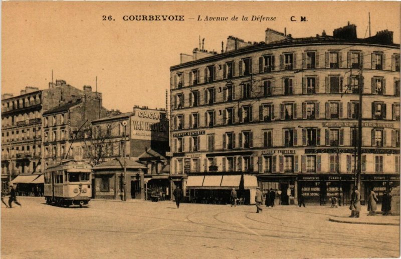 CPA Courbevoie - L'Avenue de la Defense (274682)