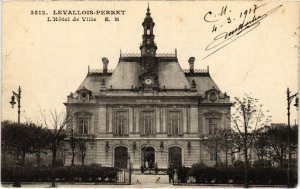 CPA Levallois Perret Hotel de Ville (1311163)