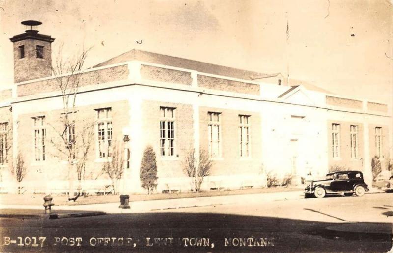 Lewistown Montana Post Office Street View Real Photo Antique Postcard K16434