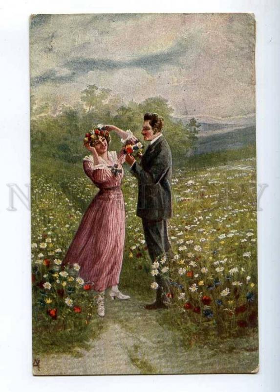 233537 Lovers on Flower Fild POPPY Camomile by AH Vintage PC