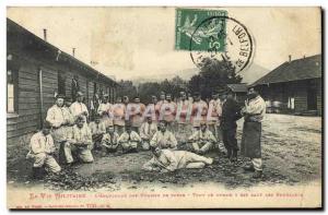 Postcard Old Army L & # 39epluchage potatoes