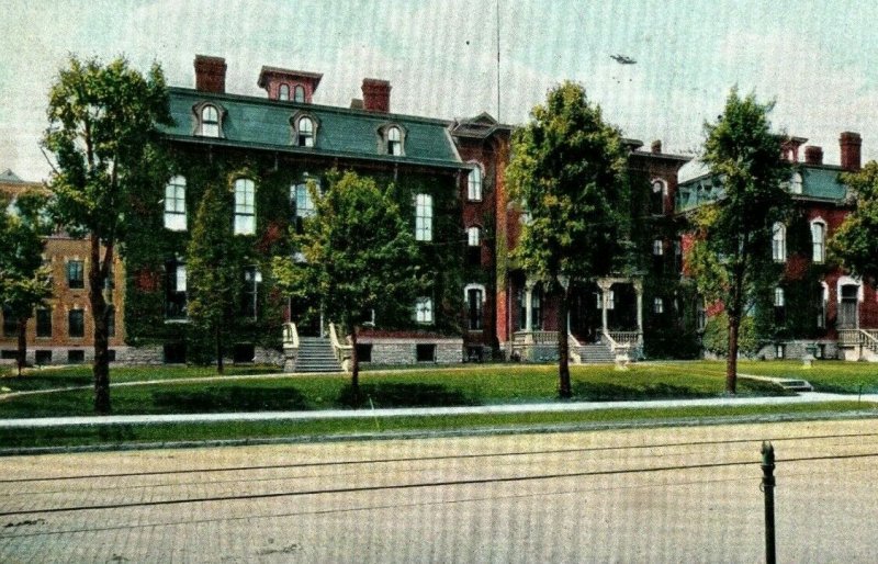 Circa 1900-09 St. Vincent Hospital, Toledo, Ohio Postcard P4