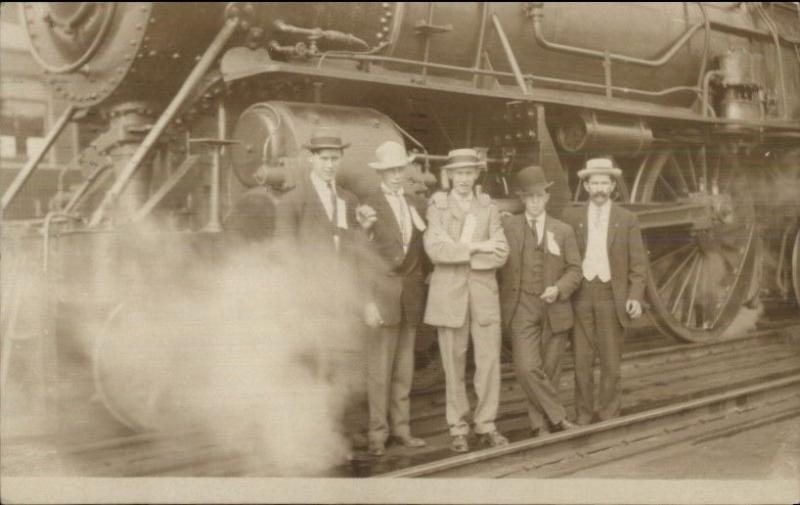 Vallejo CA Cancel Men & Train on Ferry Boat Solano (Message) c1910 RPPC