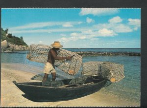 Seychelles Postcard - Fisherman, His Pirogue and Casiers  RR6584