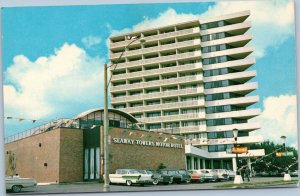 postcard Toronto Ontario Canada - Seaway Towers Motor Hotel - exterior view
