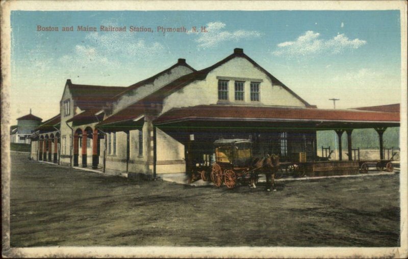 Plymouth NH B&M RR Train Station Depot c1910 Postcard