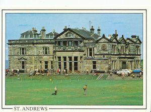 Scotland Postcard - St Andrews - The Royal and Ancient Clubhouse - Ref 19187A