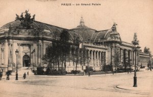 Vintage Postcard Le Grand Palais Exhibition Hall Museum Complex Paris France