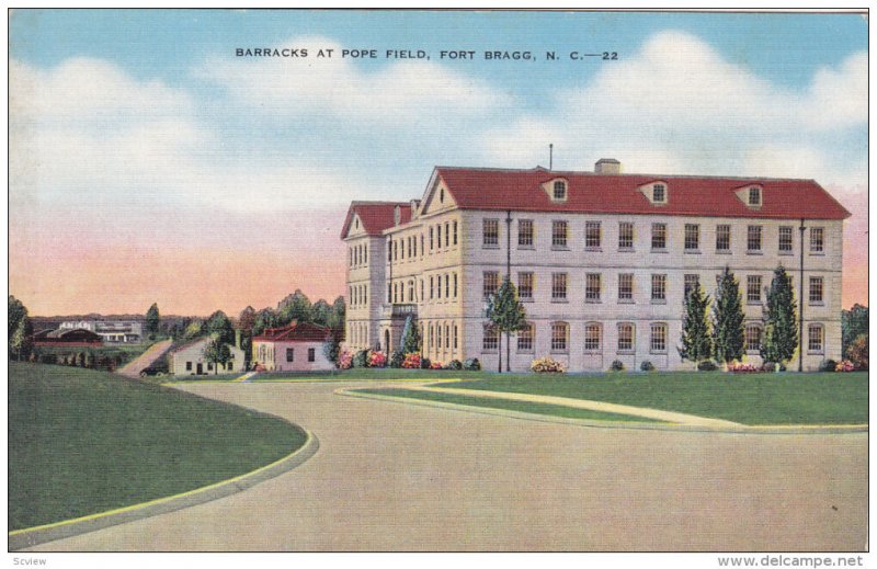 Barracks at Pope field, FORT BRAGG , North Carolina , 30-40s