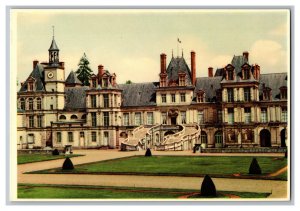 France Le Chateau De Fontainebleau Postcard Continental View Card