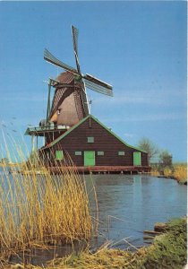 US22 Netherlands Holland Zaandam windmill de Zaanse Schans moulin a vent