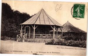 CPA Camp de SISSONNE Kiosque de la Musique (280327)