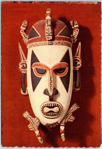 VINTAGE CONTINENTAL SIZE POSTCARD PAINTED WOODEN MASK OF NEW GUINEA