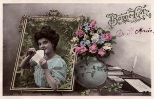 VINTAGE POSTCARD HAPPY BIRTHDAY GREETINGS WOMAN IN FRAME FLOWER VASE MAILED 1908