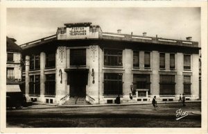 CPA CHATELLERAULT - La Poste (111656)