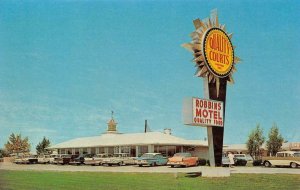 ROBBINS MOTEL Quality Courts Vandalia, IL Roadside c1960s Vintage Postcard