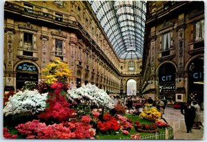 M-51185 Interior Vittorio Emanuele Gallery Milan Italy Europe