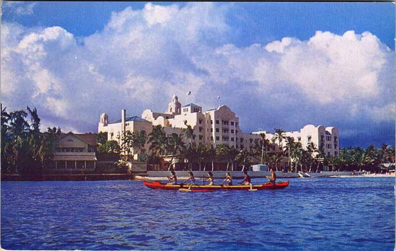 Postcard HOTEL SCENE Honolulu - Waikiki Hawaii HI AO2210