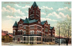 Postcard COURT HOUSE SCENE Grand Rapids Michigan MI AR8231