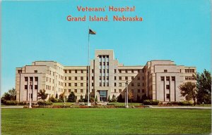 Grand Island Nebraska Veterans Hospital 1960s Postcard H25