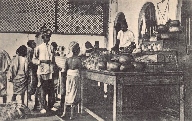 A613 Yemen Aden Children at Market Fruit Seller vintage postcard