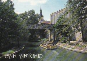 Texas San Antonio The Riverwald With Riverboat Taxi 1992