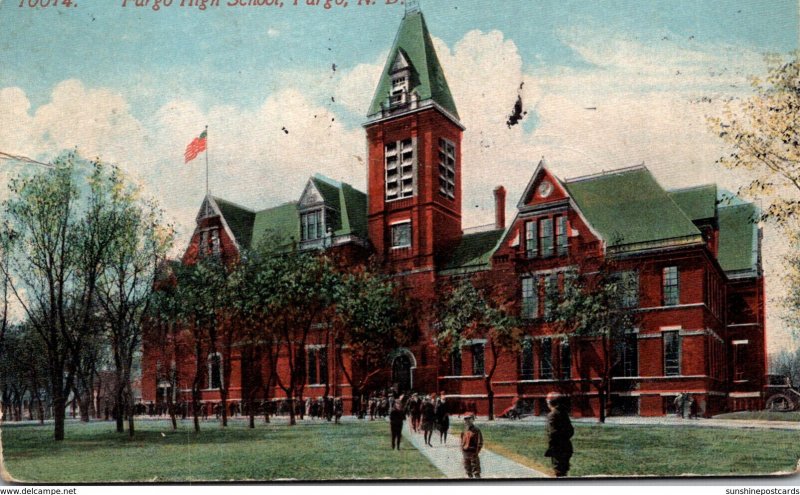 North Dakota Fargo High School 1914