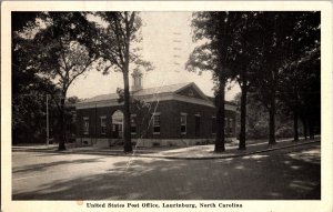 U.S. Post Office, Laurinburg NC c1943 Vintage Postcard L71