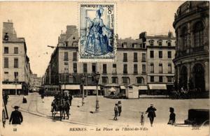 CPA RENNES - La Place de l'Hotel-de-Ville (298036)