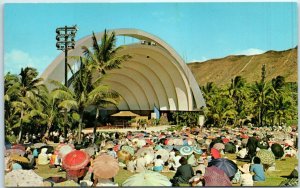 Postcard - Waikiki Shell, Kapiolani Park at the Foot of Diamond Head