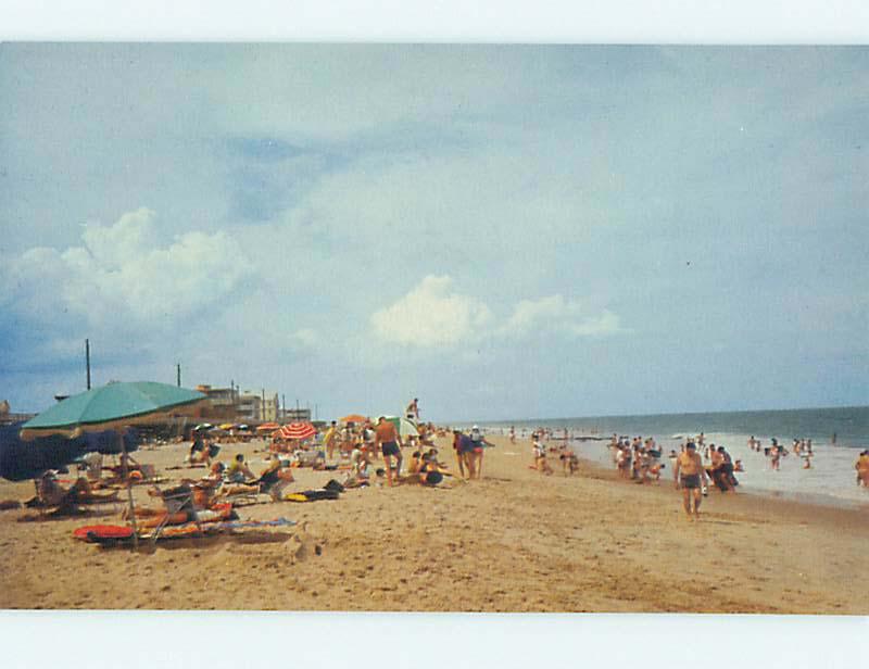 Unused Pre-1980 SCENE AT BEACH Rehoboth Beach Delaware DE M6798@