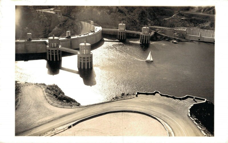 USA Boulder Dam Boulder Lake RPPC 05.56 